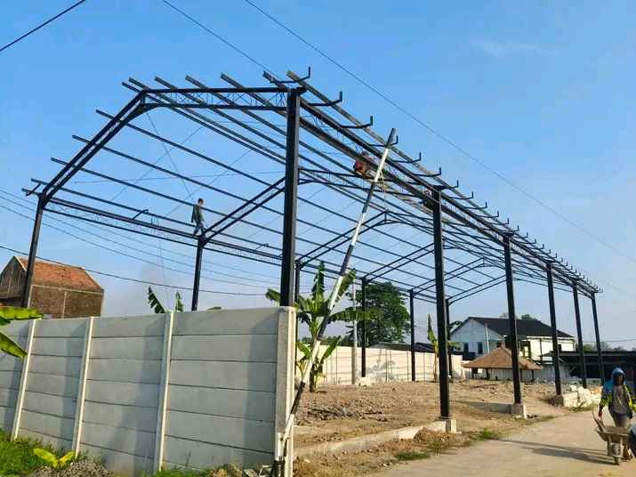 Konstruksi Gudang Pabrik